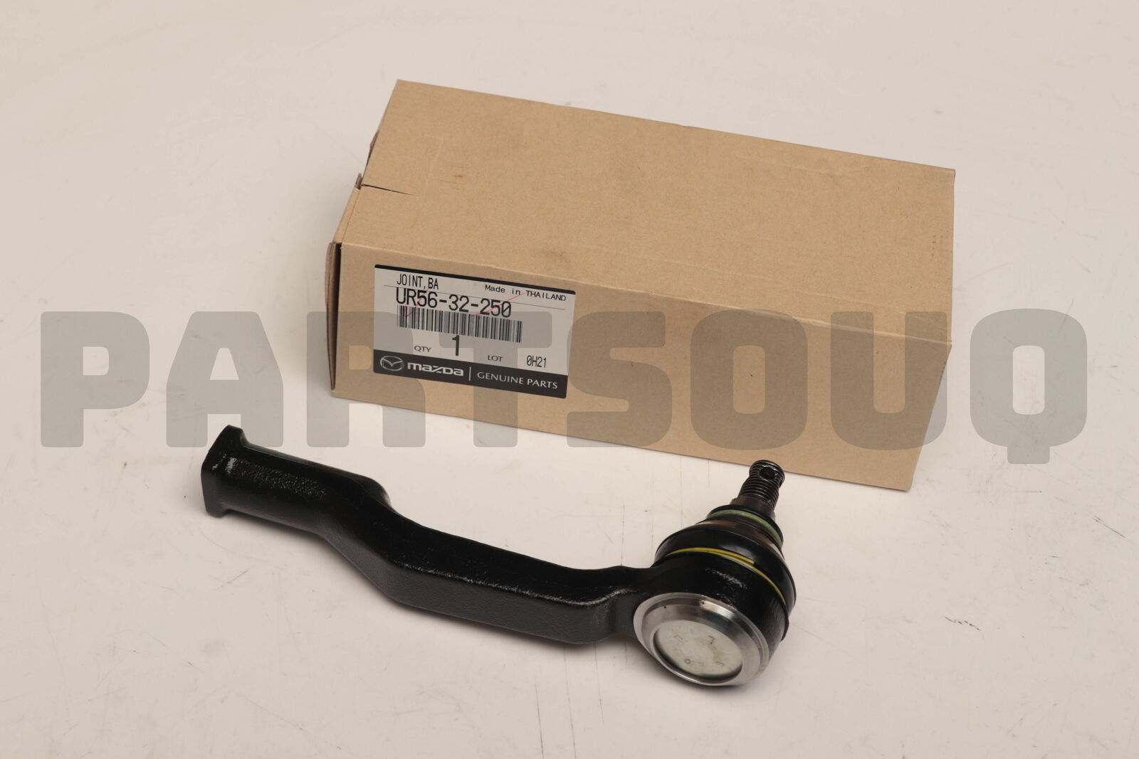 SUPPORT DE LA BARRE DE SUSPENSION MAZDA LH / RH  UR56-32-250